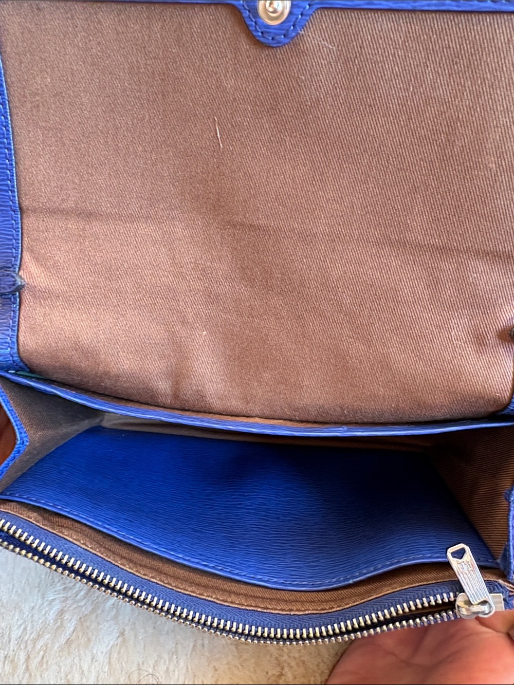 Lauren Ralph Lauren Vintage Blue Leather Chain Crossbody with Logo Plate - Picture 6 of 9